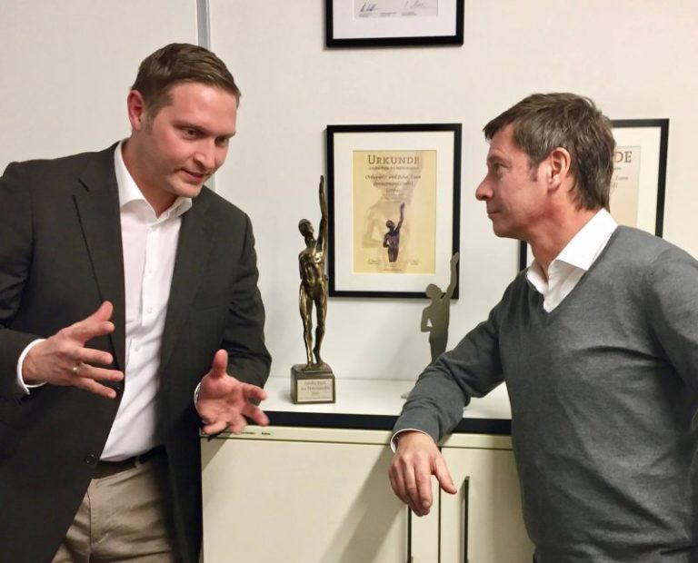 Wenn Unternehmer sich treffen: Christian Wewezow zu Besuch bei der Orthopädie- und Reha-Team Zimmermann GmbH, Preisträger des “Großen Preis des Mittelstandes”